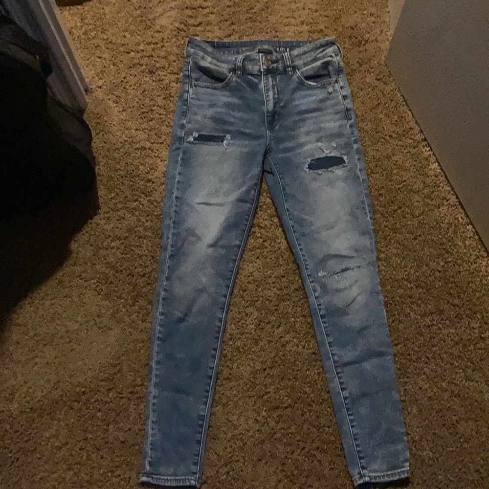American Eagle: super stretch jeans Size US 6